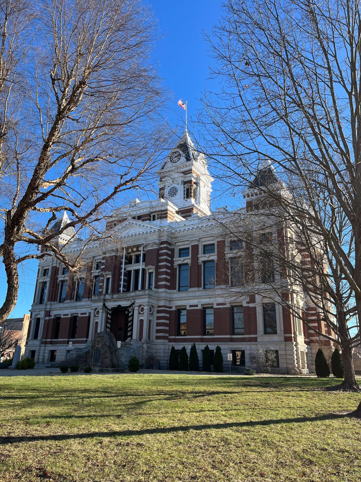 Franklin Indiana courthouse photo
